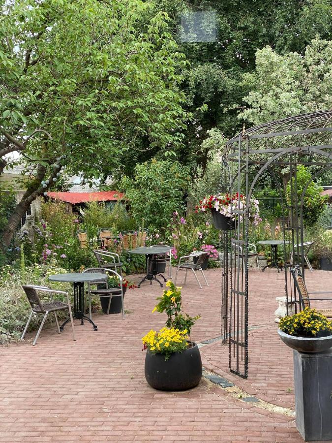 Bed and Breakfast Atalanta-Wellness Roermond 'De Wethouder' Herten Esterno foto