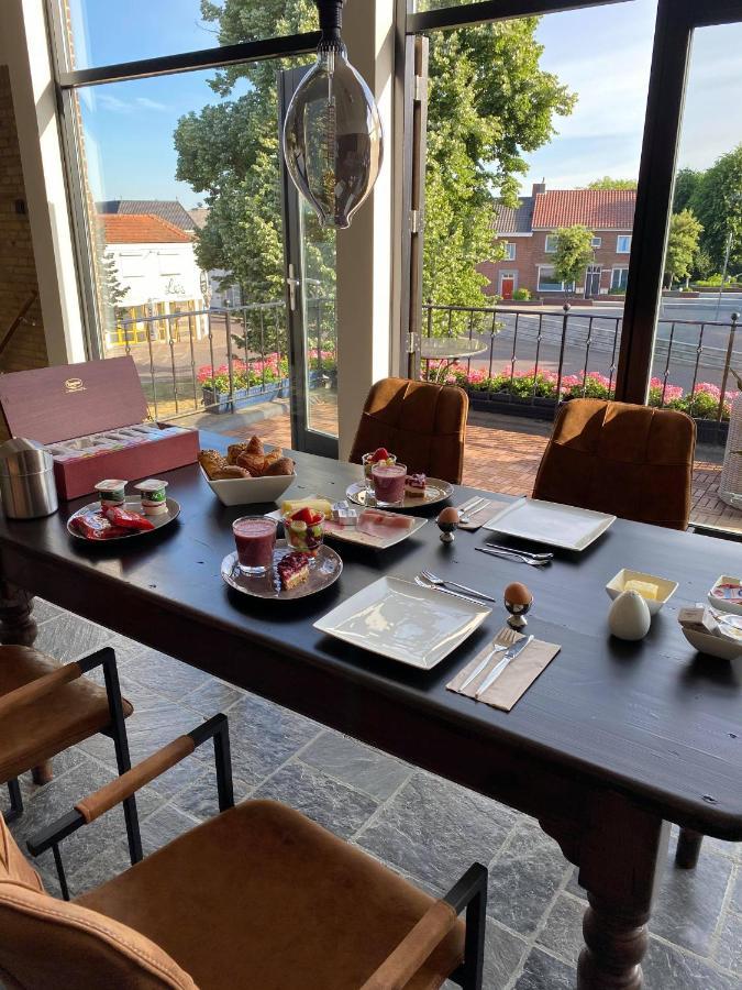 Bed and Breakfast Atalanta-Wellness Roermond 'De Wethouder' Herten Esterno foto