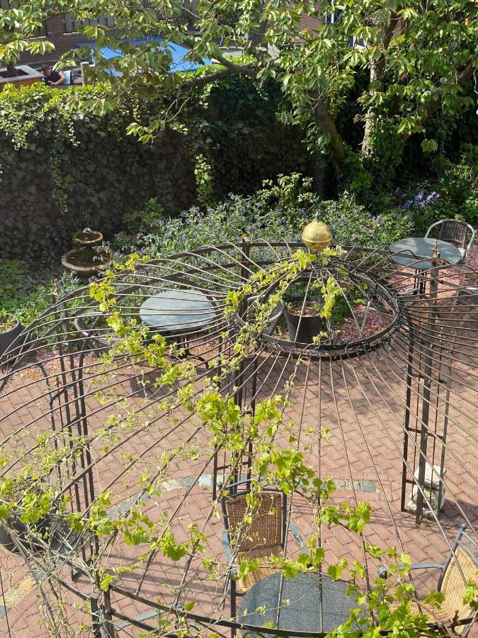 Bed and Breakfast Atalanta-Wellness Roermond 'De Wethouder' Herten Esterno foto